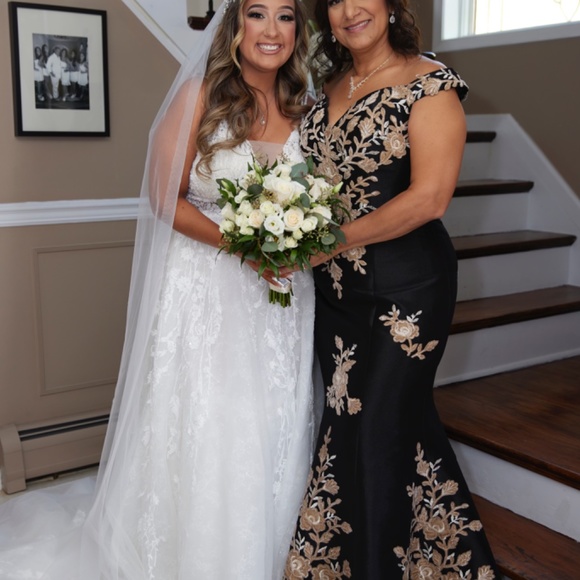 JOVANI EVENING 00635 - Picture 3 of 5